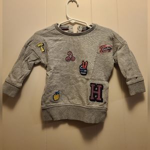 Tommy hilfiger, grey sweatshirt with patches, size 74/6-9 months